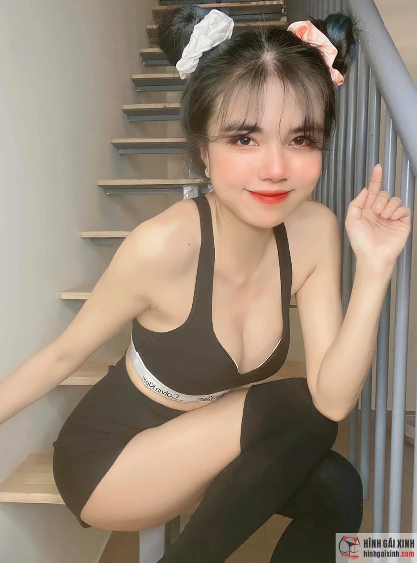Hình ảnh Mai Dora mặc bikini siêu sexy