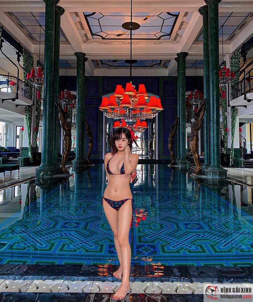 Trần Minh Thiên Di mặc bikini đẹp chất